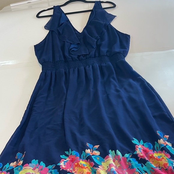 Old Navy Maxi Dress: Fully Lined Ruffled V Neck with Multi Colored Floral Print - Picture 7 of 16